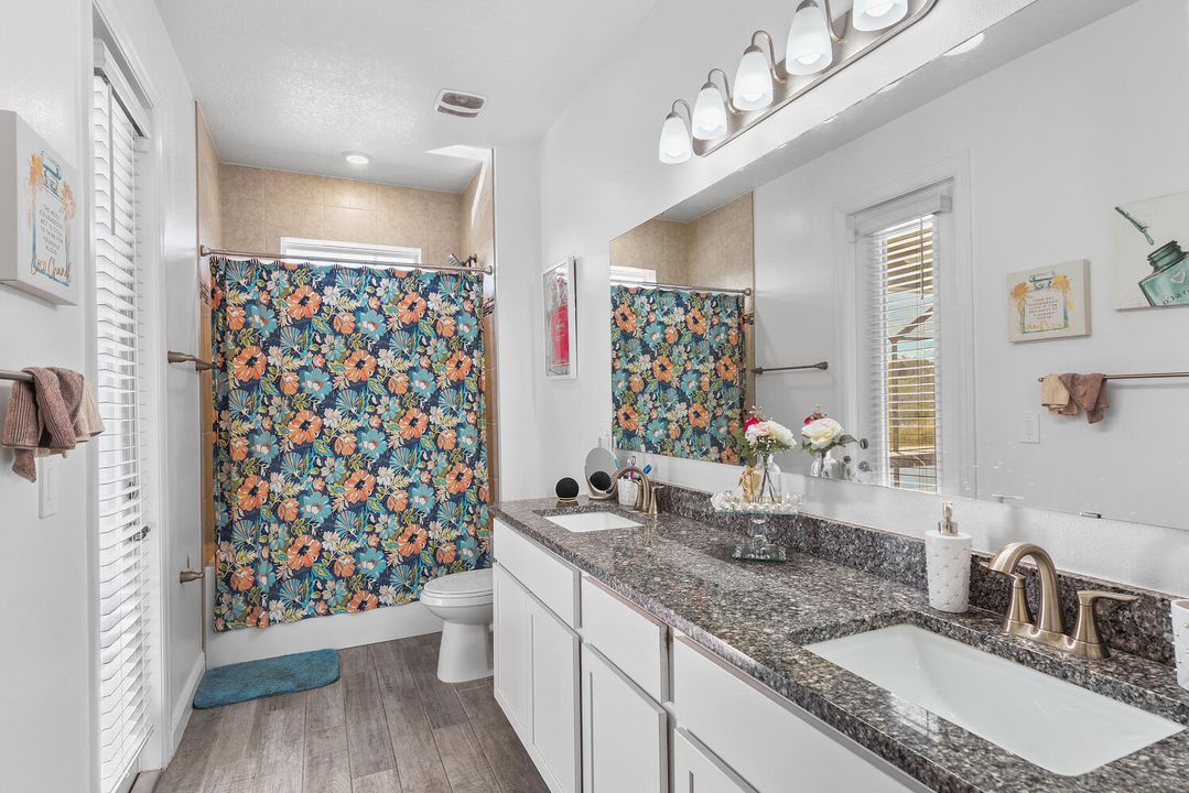 待售: $675,000 (4 贝兹, 3 浴室, 3280 平方英尺)