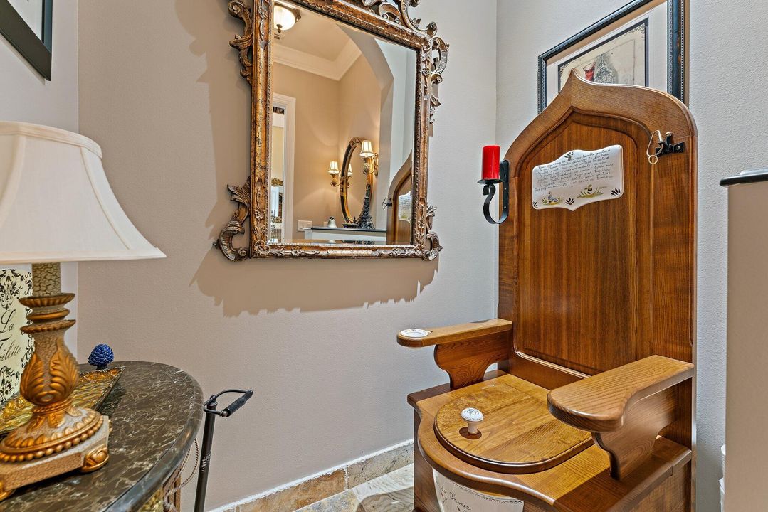 For Sale: $2,795,000 (6 beds, 7 baths, 6541 Square Feet)