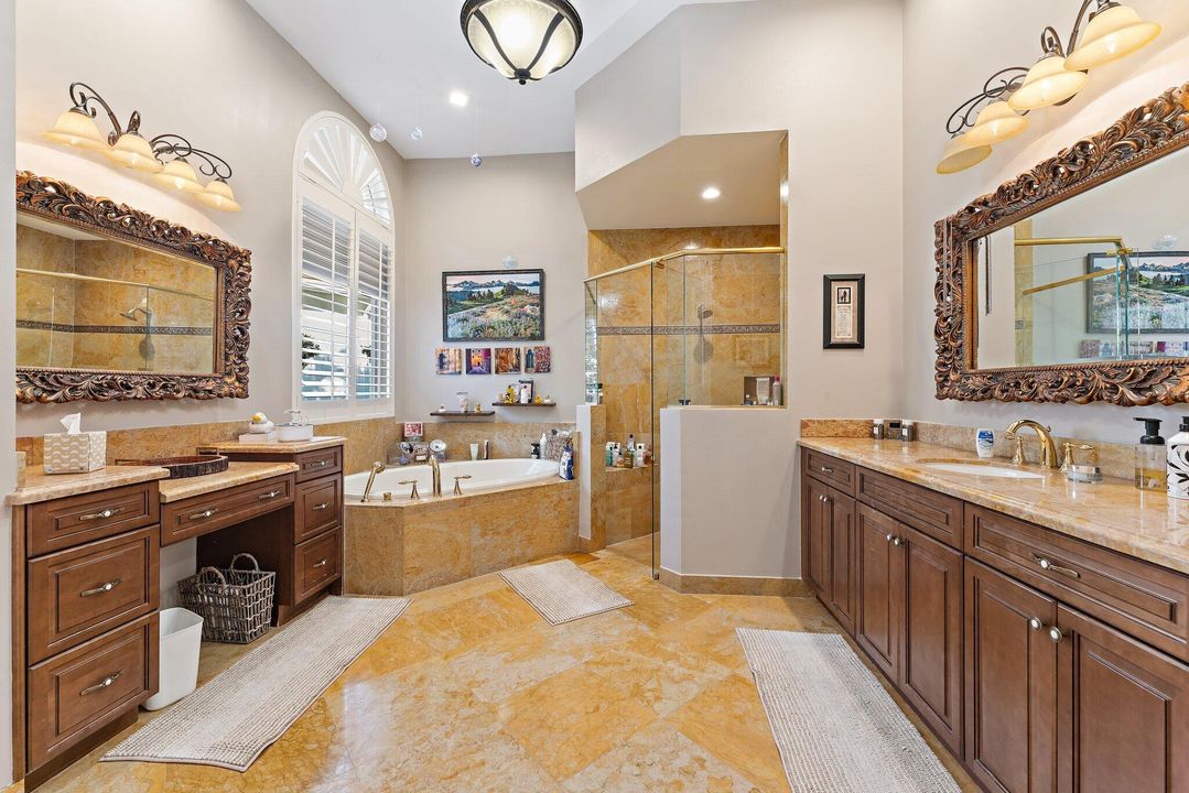 For Sale: $2,795,000 (6 beds, 7 baths, 6541 Square Feet)