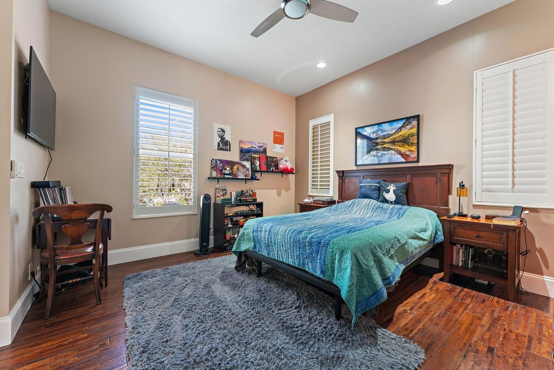 For Sale: $2,795,000 (6 beds, 7 baths, 6541 Square Feet)