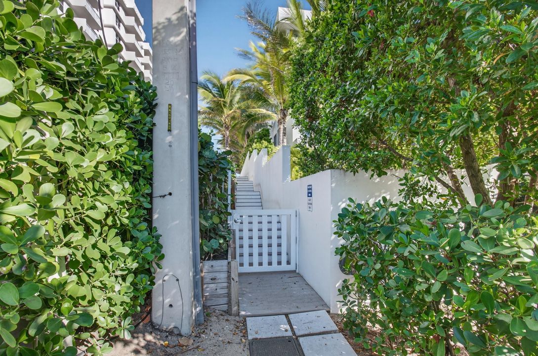 For Sale: $925,000 (3 beds, 2 baths, 1562 Square Feet)