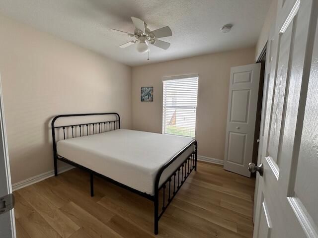 На продажу: $439,000 (3 спален, 2 ванн, 1315 Квадратных фут)