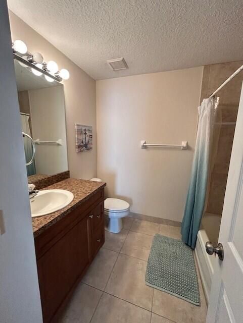 На продажу: $439,000 (3 спален, 2 ванн, 1315 Квадратных фут)