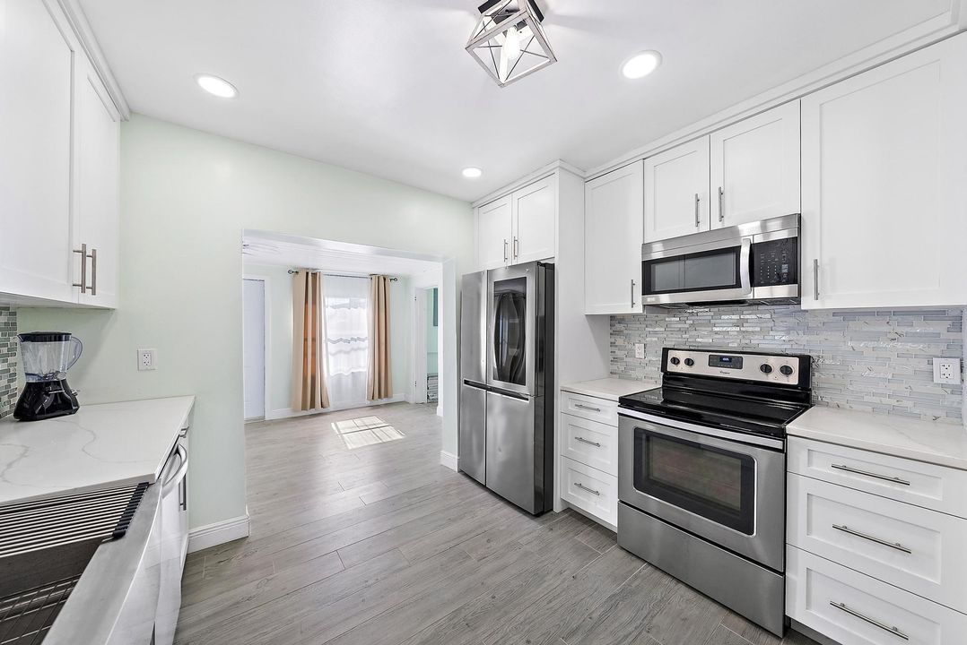 En Renta: $3,600 (4 camas, 2 baños, 1711 Pies cuadrados)