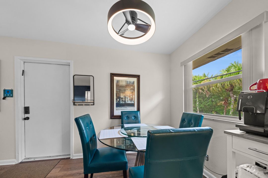 For Rent: $2,500 (2 beds, 2 baths, 880 Square Feet)