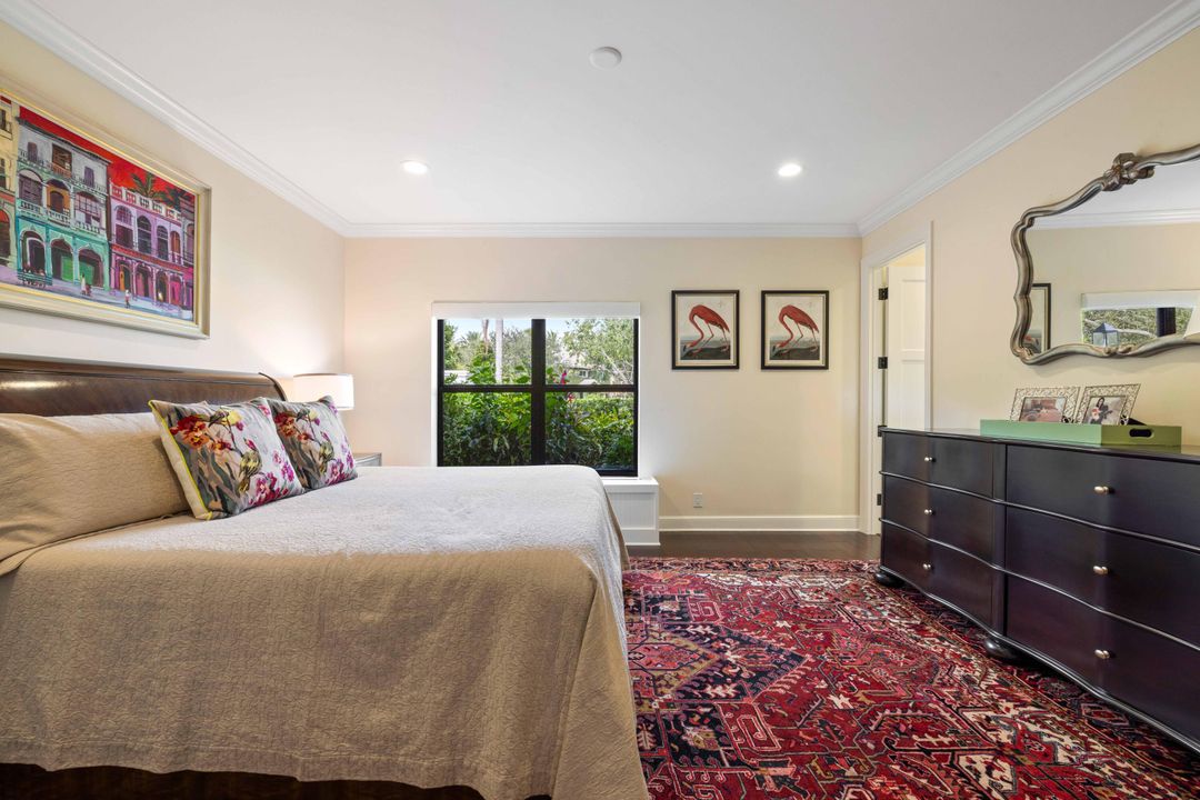 For Sale: $4,325,000 (4 beds, 6 baths, 5302 Square Feet)