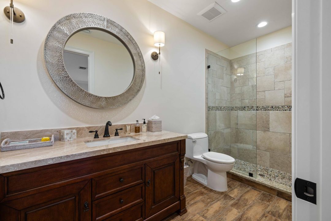 For Sale: $4,325,000 (4 beds, 6 baths, 5302 Square Feet)