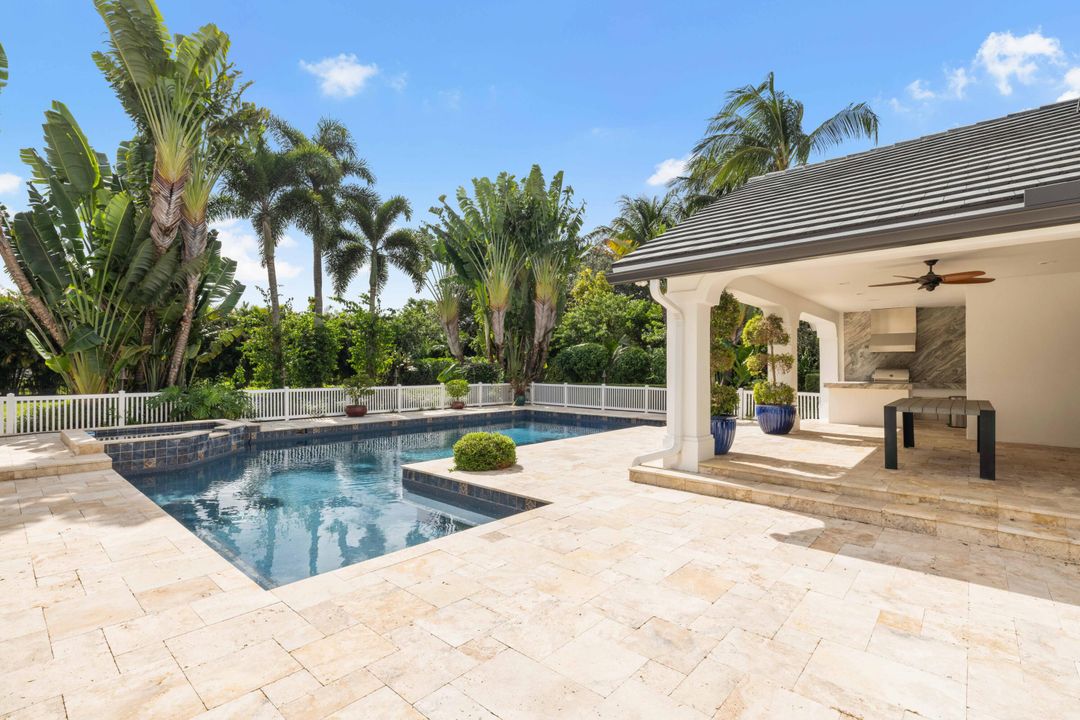 For Sale: $4,325,000 (4 beds, 6 baths, 5302 Square Feet)