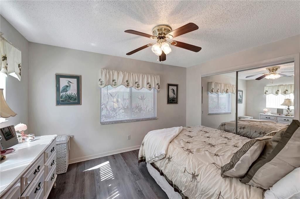 For Rent: $2,550 (3 beds, 2 baths, 1758 Square Feet)