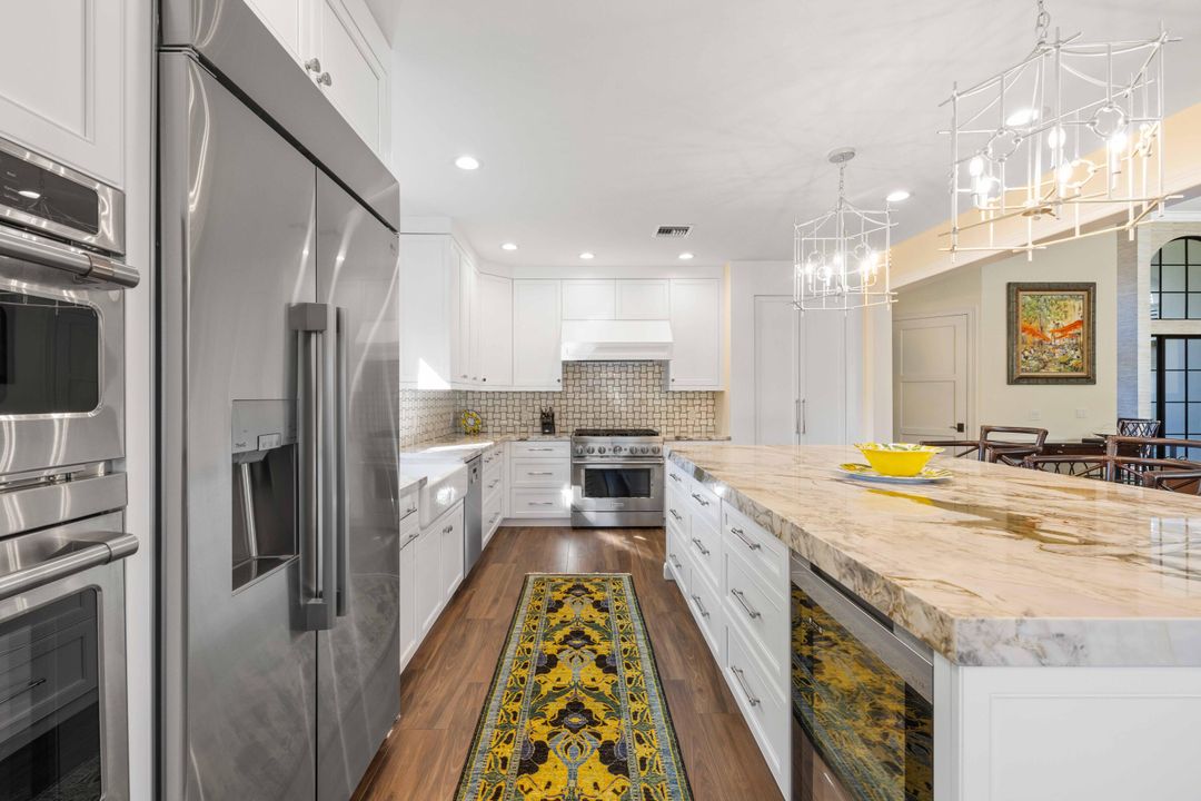 For Sale: $4,325,000 (4 beds, 6 baths, 5302 Square Feet)