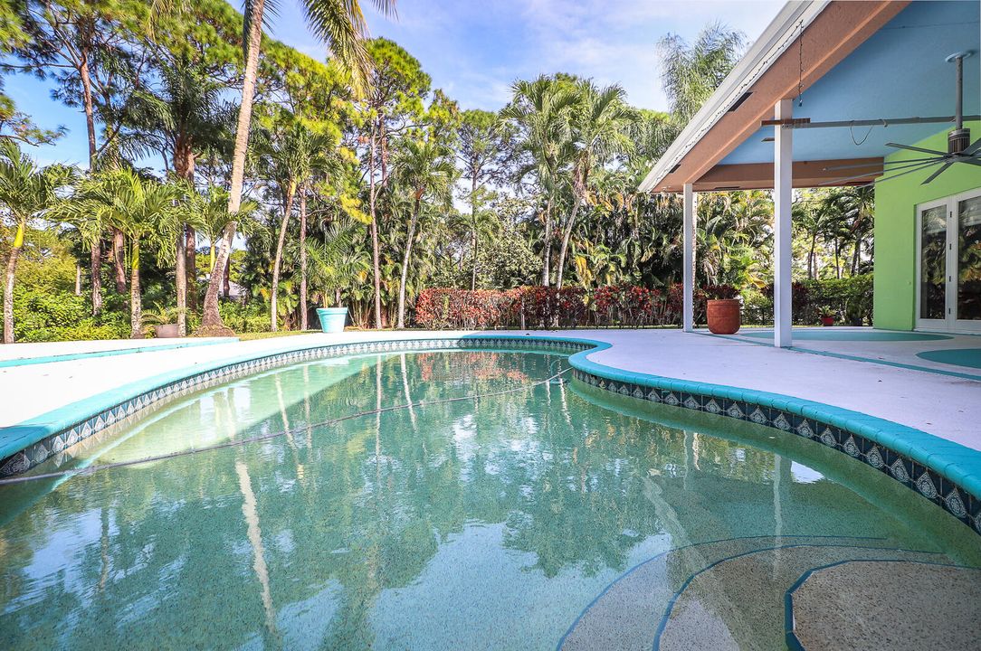 En Venta: $1,200,000 (3 camas, 2 baños, 2892 Pies cuadrados)