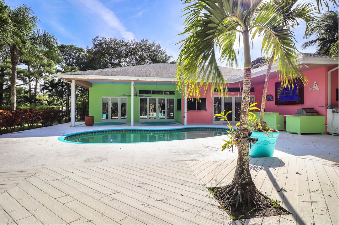 En Venta: $1,200,000 (3 camas, 2 baños, 2892 Pies cuadrados)