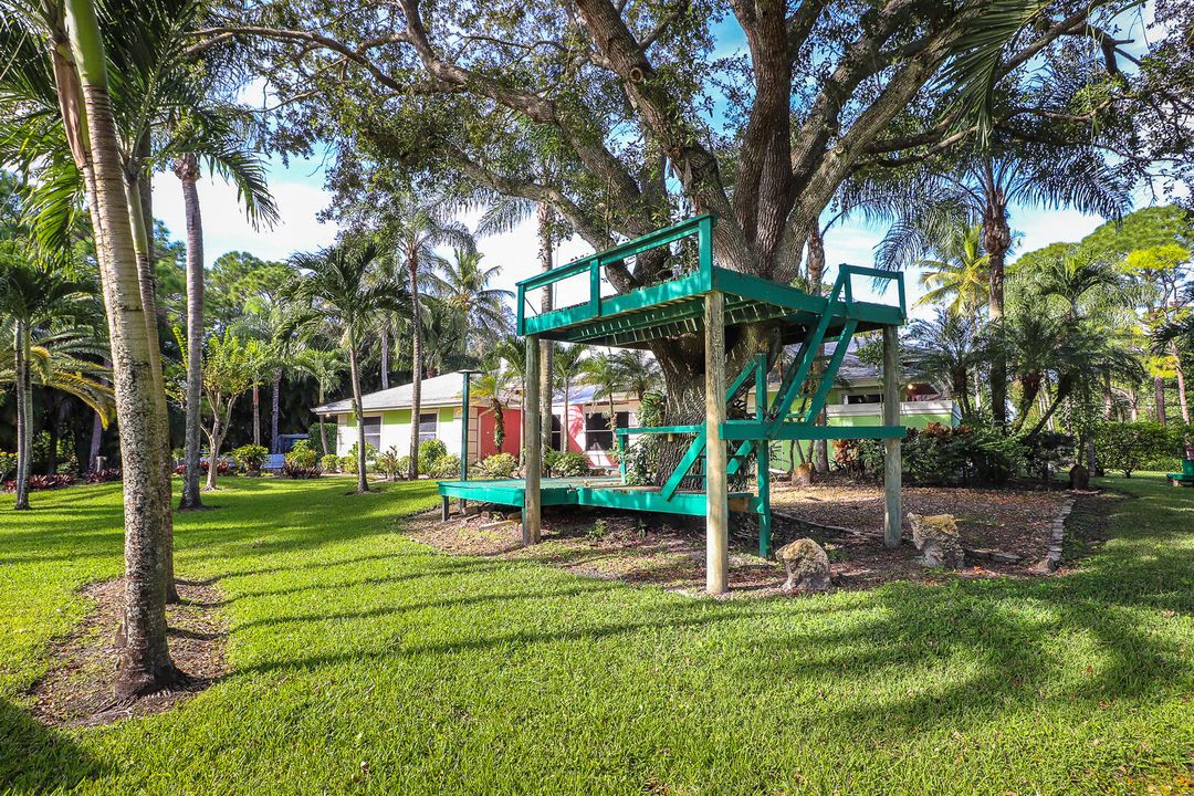 En Venta: $1,200,000 (3 camas, 2 baños, 2892 Pies cuadrados)