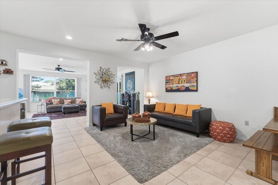 For Sale: $1,050,000 (4 beds, 3 baths, 2956 Square Feet)