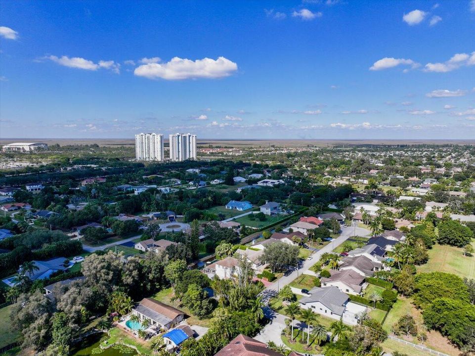 For Sale: $1,050,000 (4 beds, 3 baths, 2956 Square Feet)