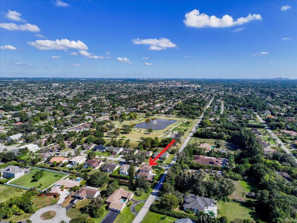 For Sale: $1,050,000 (4 beds, 3 baths, 2956 Square Feet)