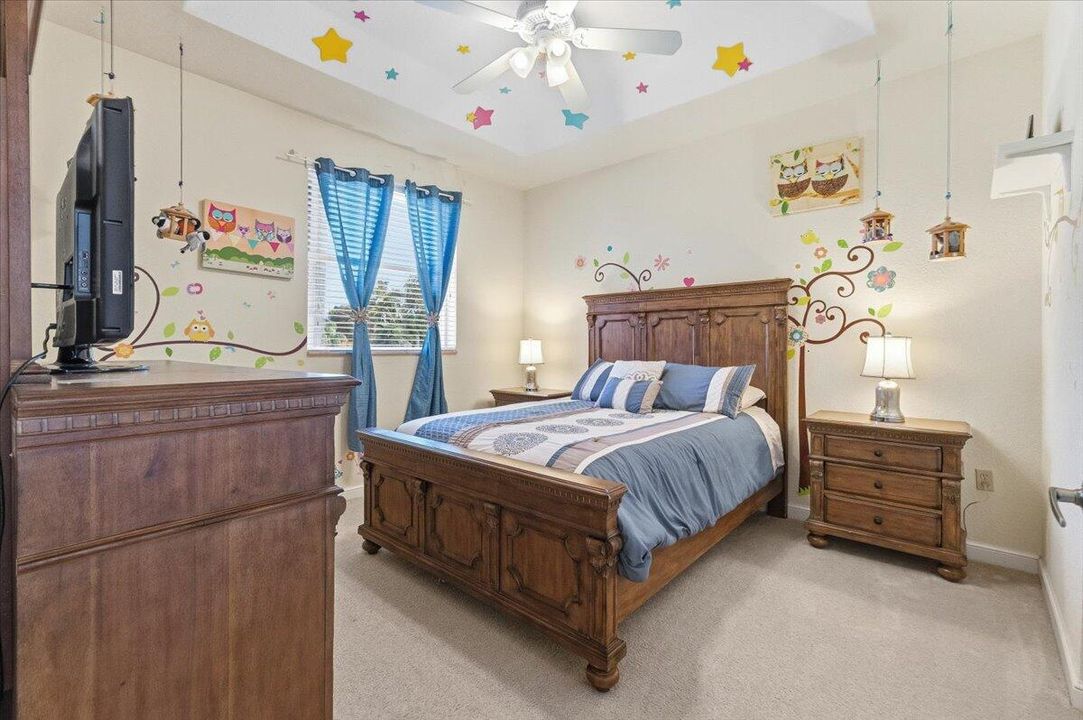 For Sale: $1,050,000 (4 beds, 3 baths, 2956 Square Feet)