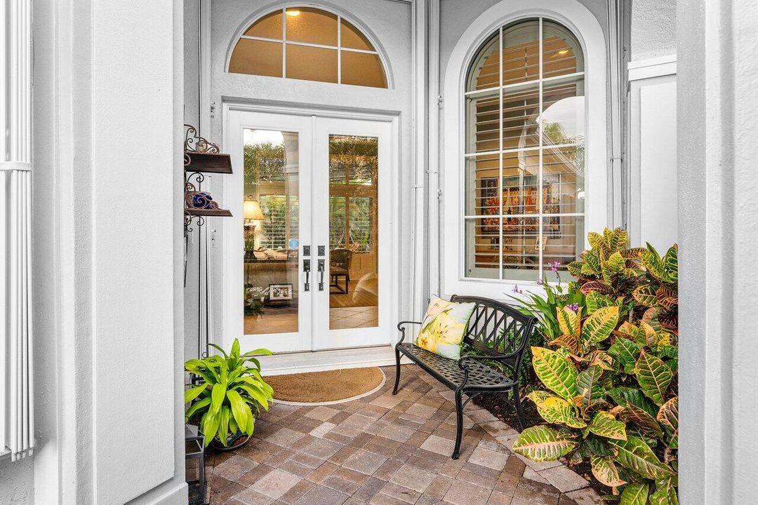 For Sale: $1,450,000 (3 beds, 3 baths, 2355 Square Feet)