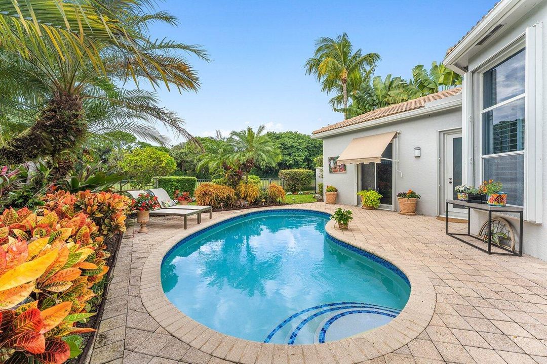 For Sale: $1,450,000 (3 beds, 3 baths, 2355 Square Feet)