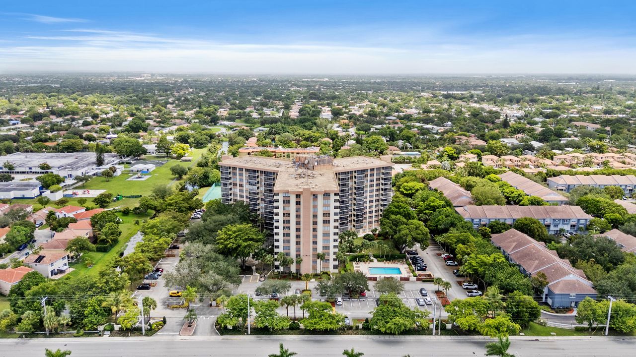 For Sale: $189,000 (2 beds, 2 baths, 1350 Square Feet)