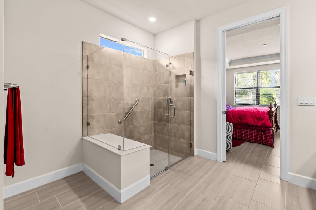 En Venta: $760,000 (3 camas, 2 baños, 2298 Pies cuadrados)