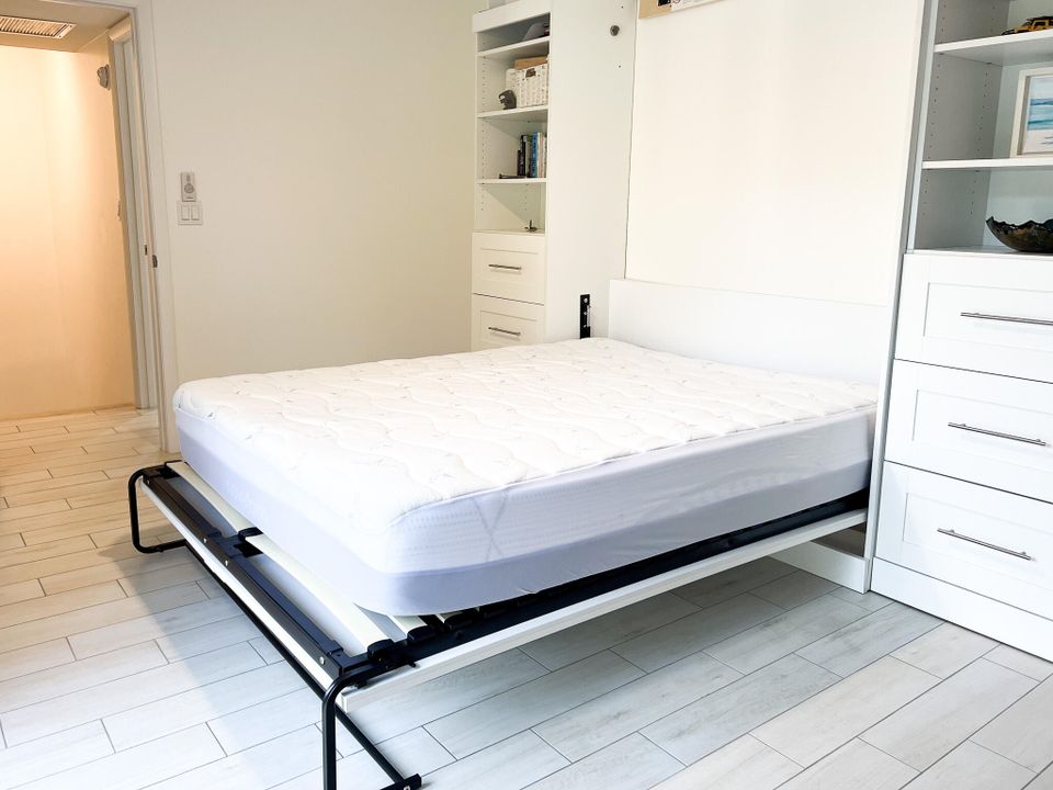 For Sale: $305,000 (2 beds, 2 baths, 1288 Square Feet)