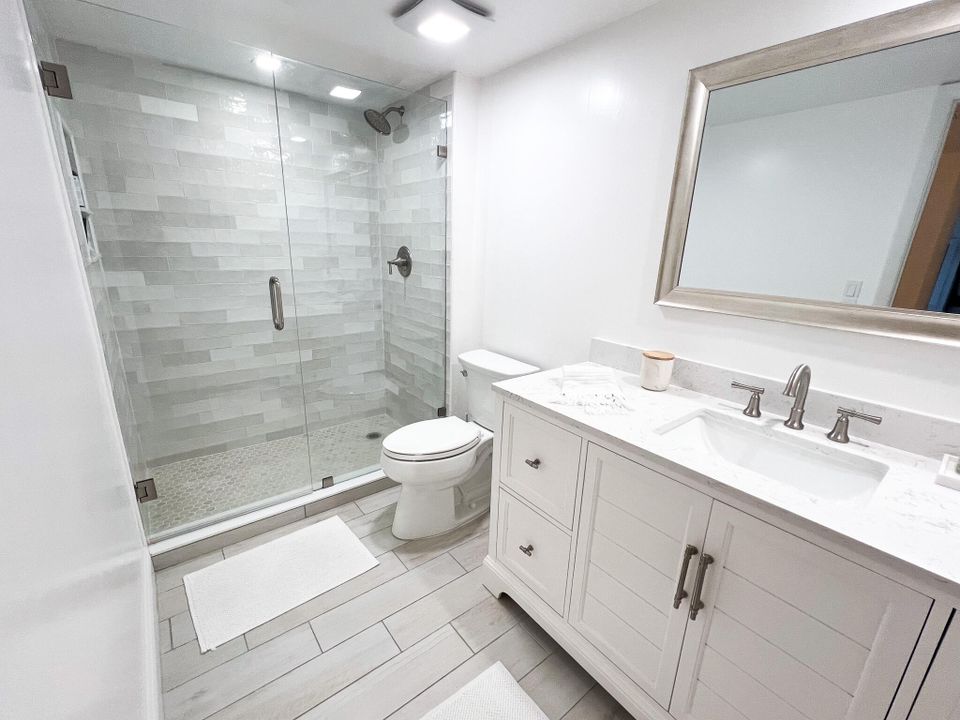 For Sale: $305,000 (2 beds, 2 baths, 1288 Square Feet)