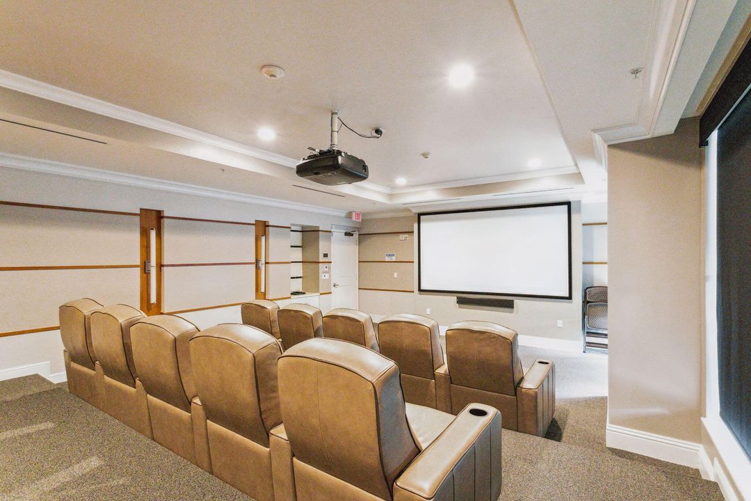 For Sale: $509,000 (2 beds, 2 baths, 1130 Square Feet)