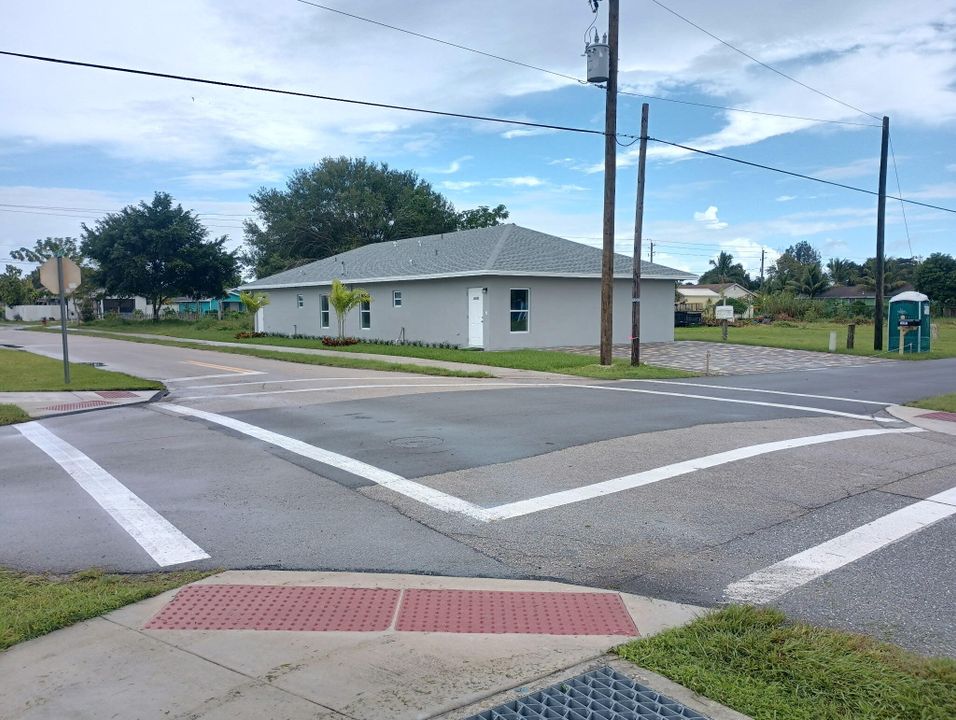 待售: $500,000 (0 贝兹, 0 浴室, 2170 平方英尺)