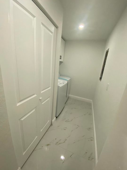 待售: $500,000 (0 贝兹, 0 浴室, 2170 平方英尺)