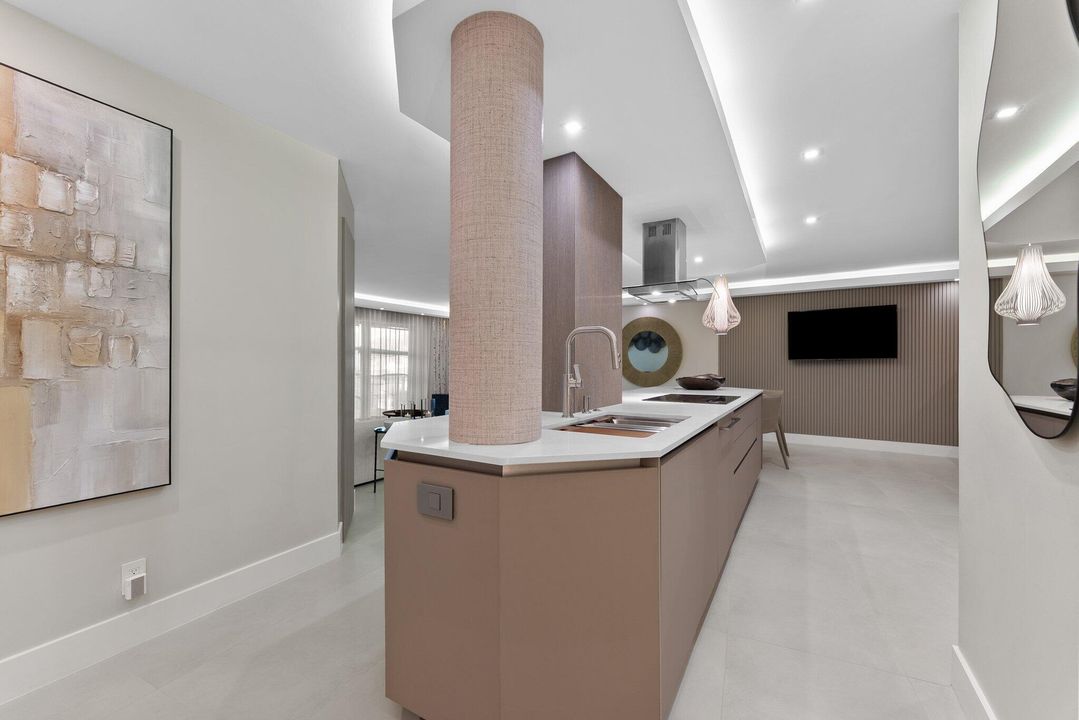 For Sale: $1,540,000 (2 beds, 2 baths, 1481 Square Feet)