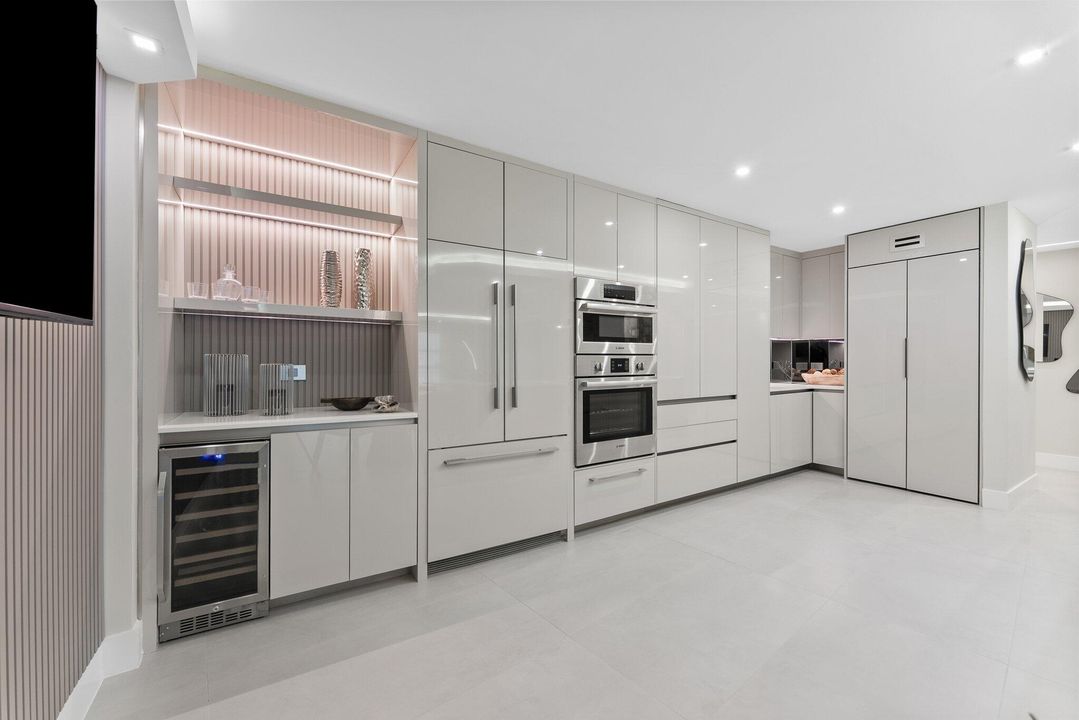 For Sale: $1,540,000 (2 beds, 2 baths, 1481 Square Feet)