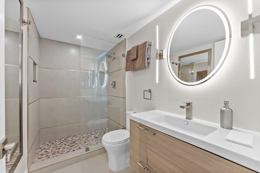 For Sale: $1,540,000 (2 beds, 2 baths, 1481 Square Feet)