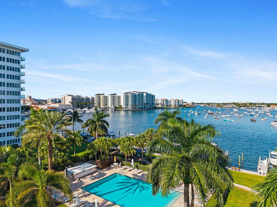 For Sale: $1,540,000 (2 beds, 2 baths, 1481 Square Feet)