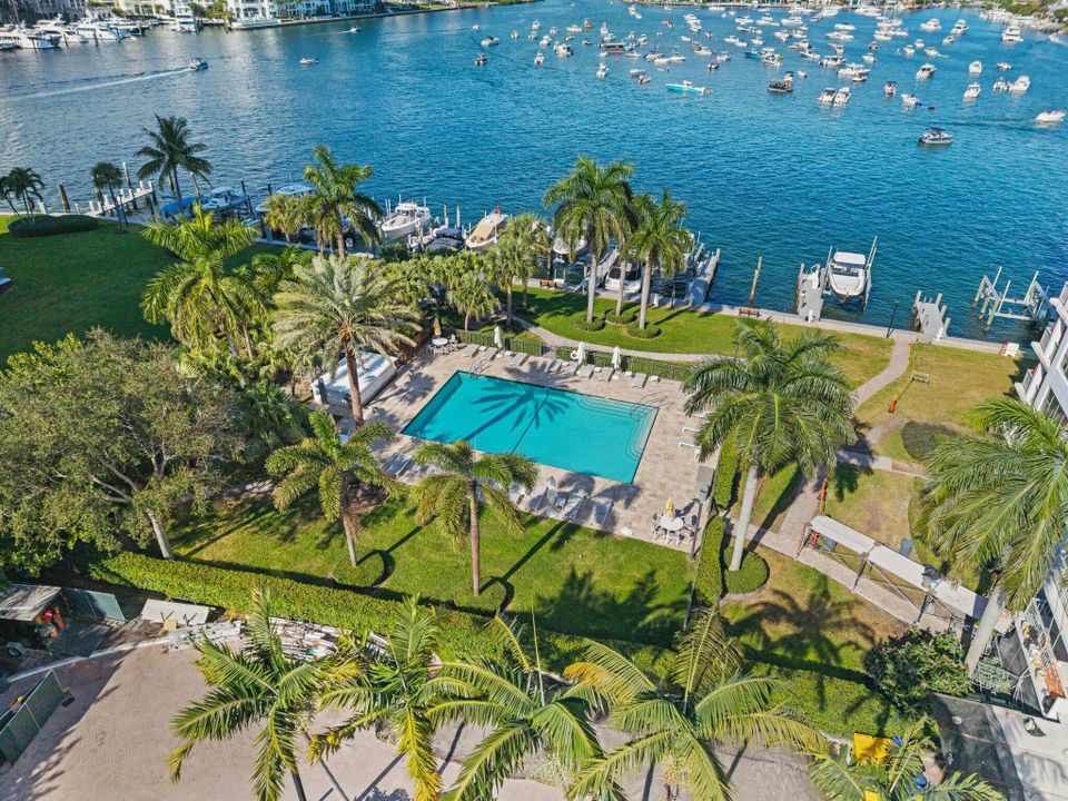 For Sale: $1,540,000 (2 beds, 2 baths, 1481 Square Feet)