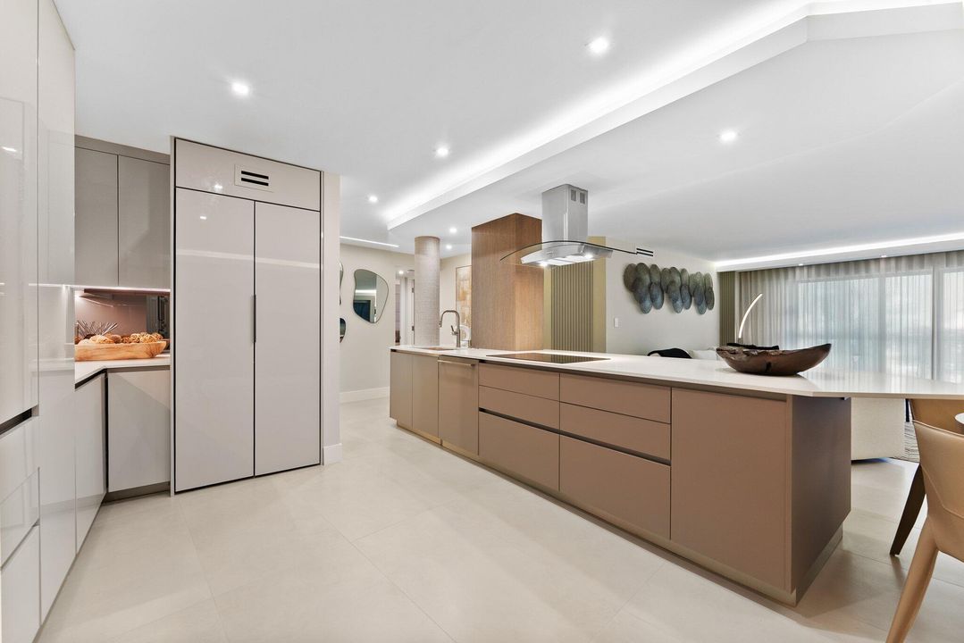 For Sale: $1,540,000 (2 beds, 2 baths, 1481 Square Feet)