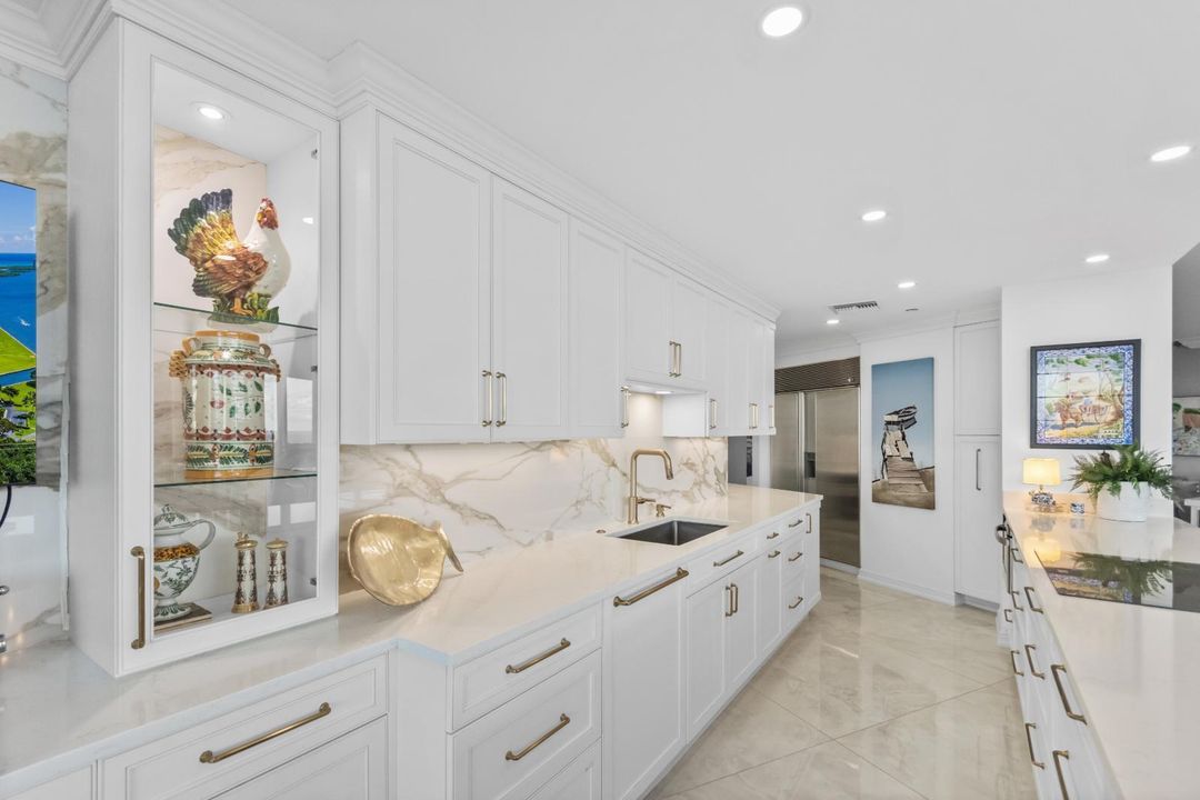 En Venta: $2,250,000 (3 camas, 3 baños, 2865 Pies cuadrados)