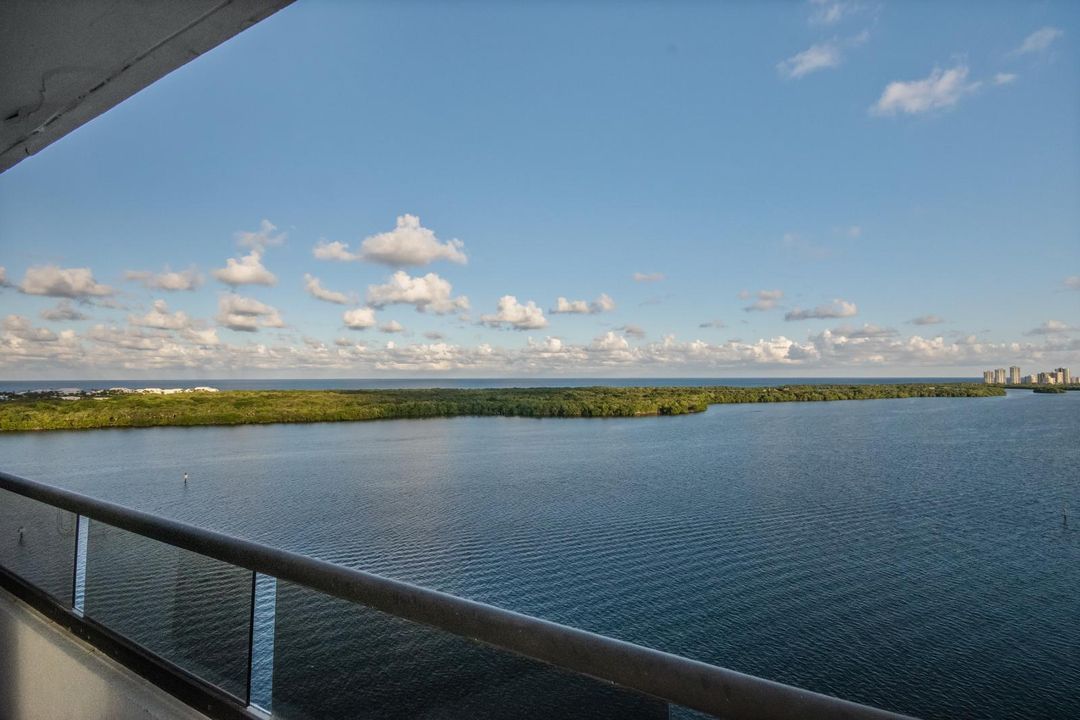 En Venta: $2,250,000 (3 camas, 3 baños, 2865 Pies cuadrados)