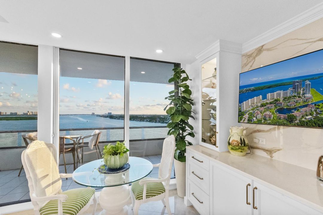 En Venta: $2,250,000 (3 camas, 3 baños, 2865 Pies cuadrados)