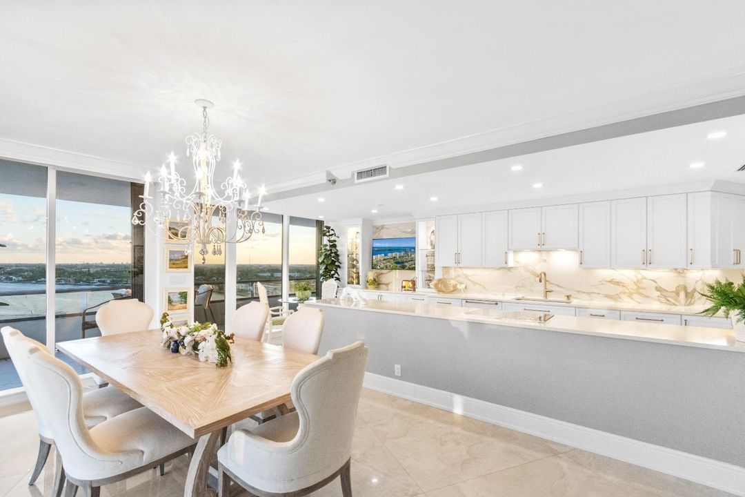 En Venta: $2,250,000 (3 camas, 3 baños, 2865 Pies cuadrados)