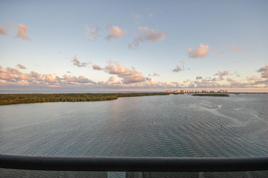 En Venta: $2,250,000 (3 camas, 3 baños, 2865 Pies cuadrados)