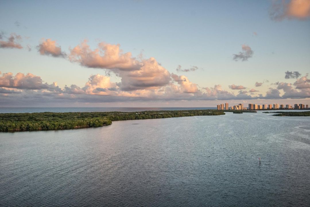 En Venta: $2,250,000 (3 camas, 3 baños, 2865 Pies cuadrados)