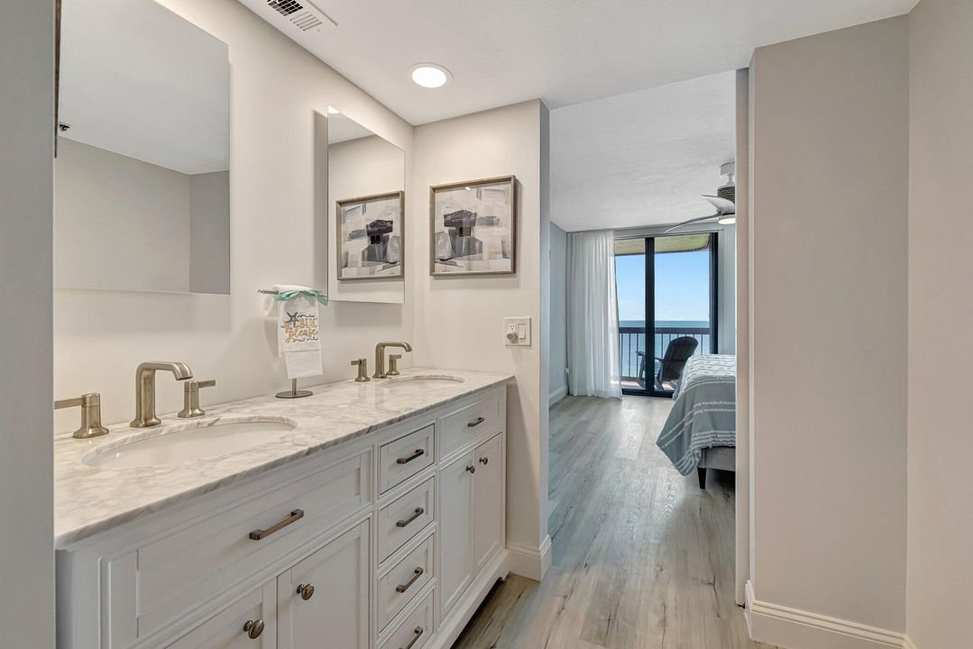 待售: $549,900 (2 贝兹, 2 浴室, 1207 平方英尺)