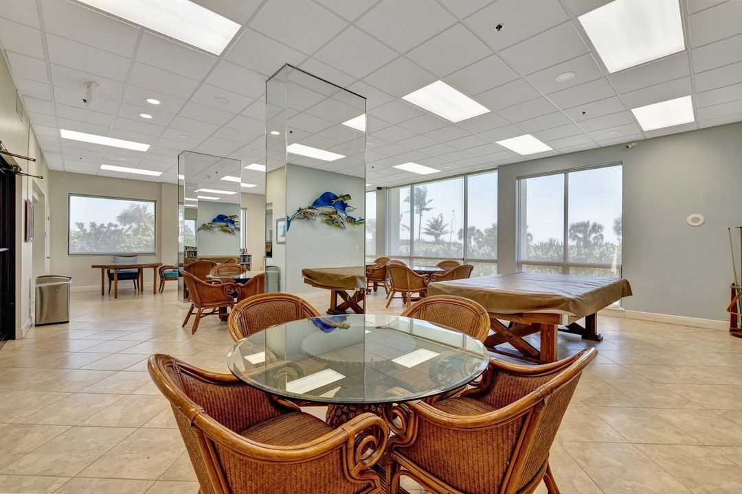 待售: $549,900 (2 贝兹, 2 浴室, 1207 平方英尺)