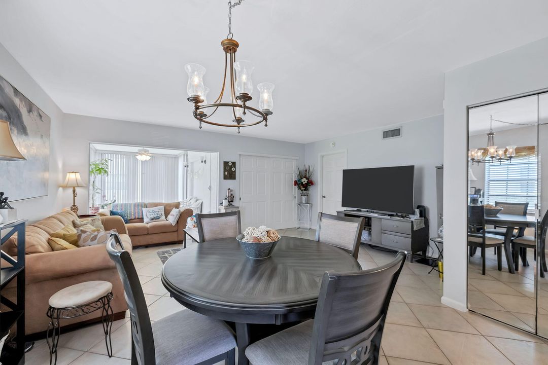 For Sale: $345,000 (2 beds, 2 baths, 1300 Square Feet)