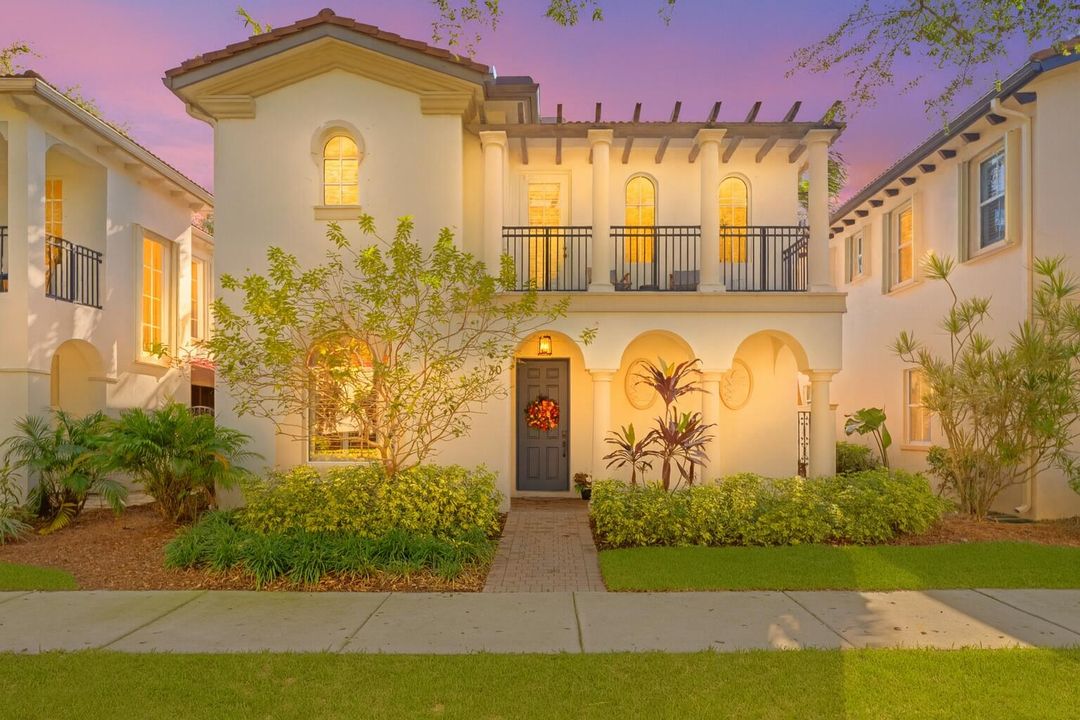 For Sale: $875,000 (3 beds, 3 baths, 2235 Square Feet)