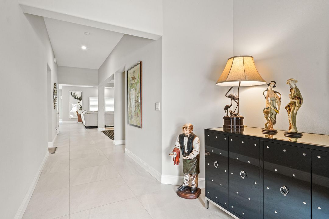 For Sale: $875,000 (4 beds, 3 baths, 2771 Square Feet)