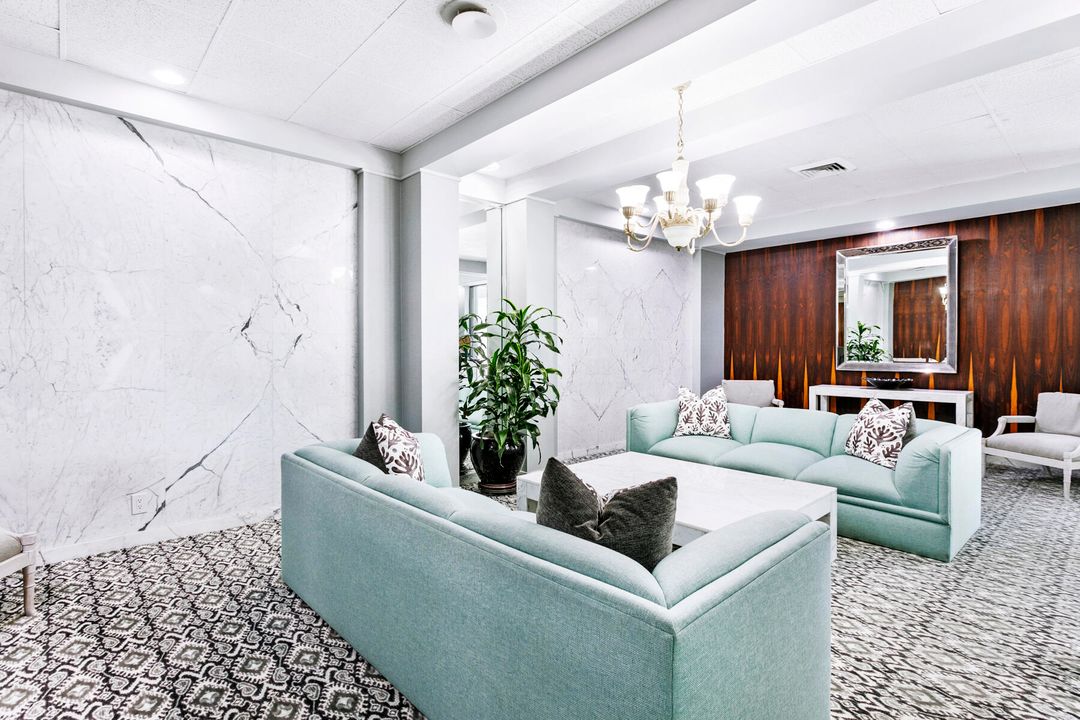 For Sale: $1,175,000 (3 beds, 2 baths, 1578 Square Feet)