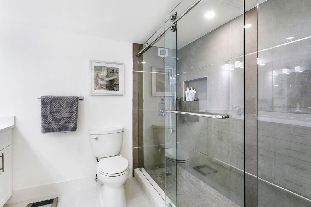 For Sale: $1,175,000 (3 beds, 2 baths, 1578 Square Feet)