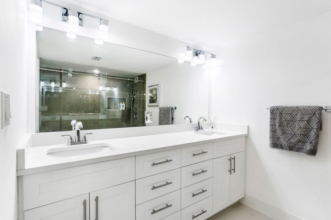 For Sale: $1,175,000 (3 beds, 2 baths, 1578 Square Feet)